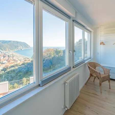 100b - Ginestra, Ampia Terrazza 120m2 Vista Mare, 3 Da Letto