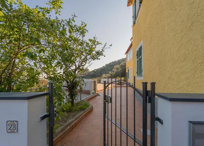 100b - Ginestra, Ampia Terrazza 120m2 Vista Mare, 3 Da Letto Sestri Levante