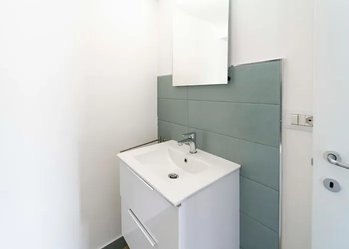 100b - Ginestra, Ampia Terrazza 120m2 Vista Mare, 3 Da Letto