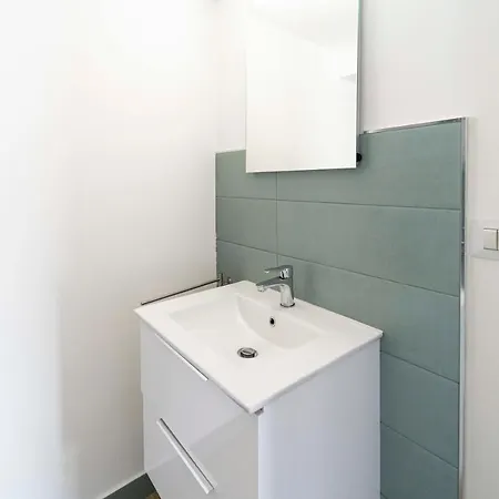 100b - Ginestra, Ampia Terrazza 120m2 Vista Mare, 3 Da Letto